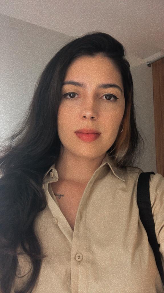 Beatriz Frederico Oliveira Silveira